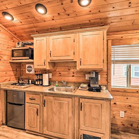 Beautiful New Bern Studio Cabin With Fire Pit! Kültér fotó