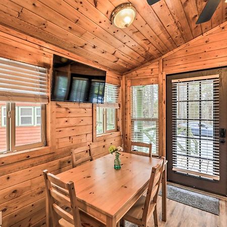 Beautiful New Bern Studio Cabin With Fire Pit! Kültér fotó