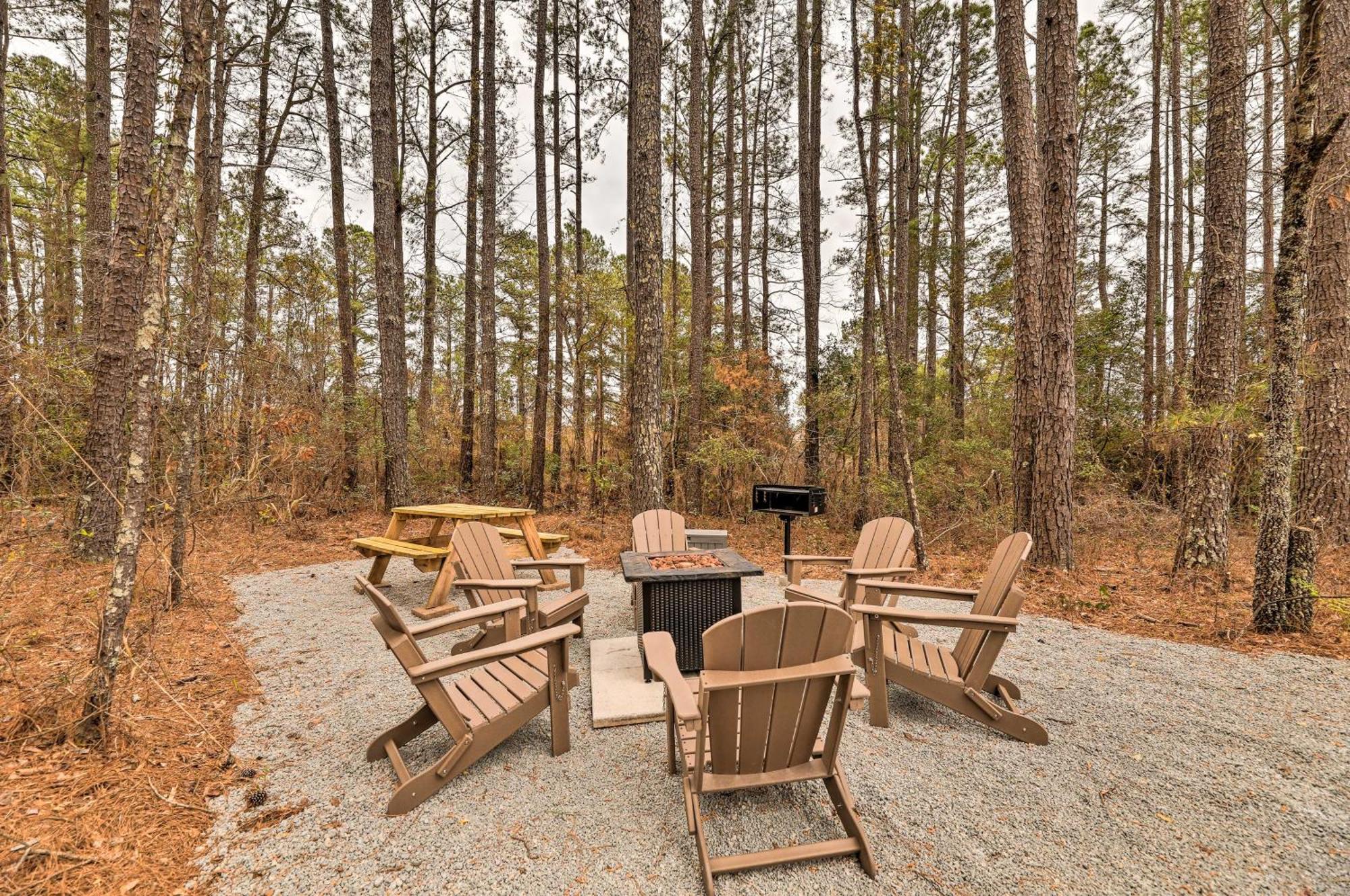 Beautiful New Bern Studio Cabin With Fire Pit! Kültér fotó