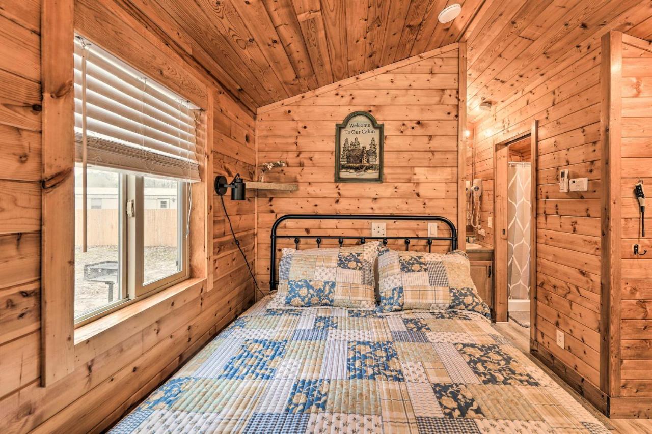 Beautiful New Bern Studio Cabin With Fire Pit! Kültér fotó