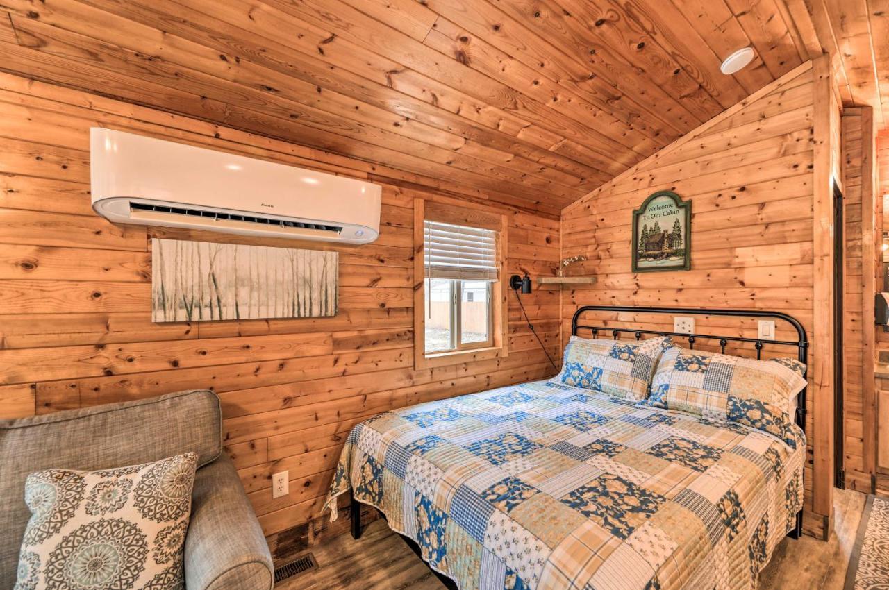 Beautiful New Bern Studio Cabin With Fire Pit! Kültér fotó