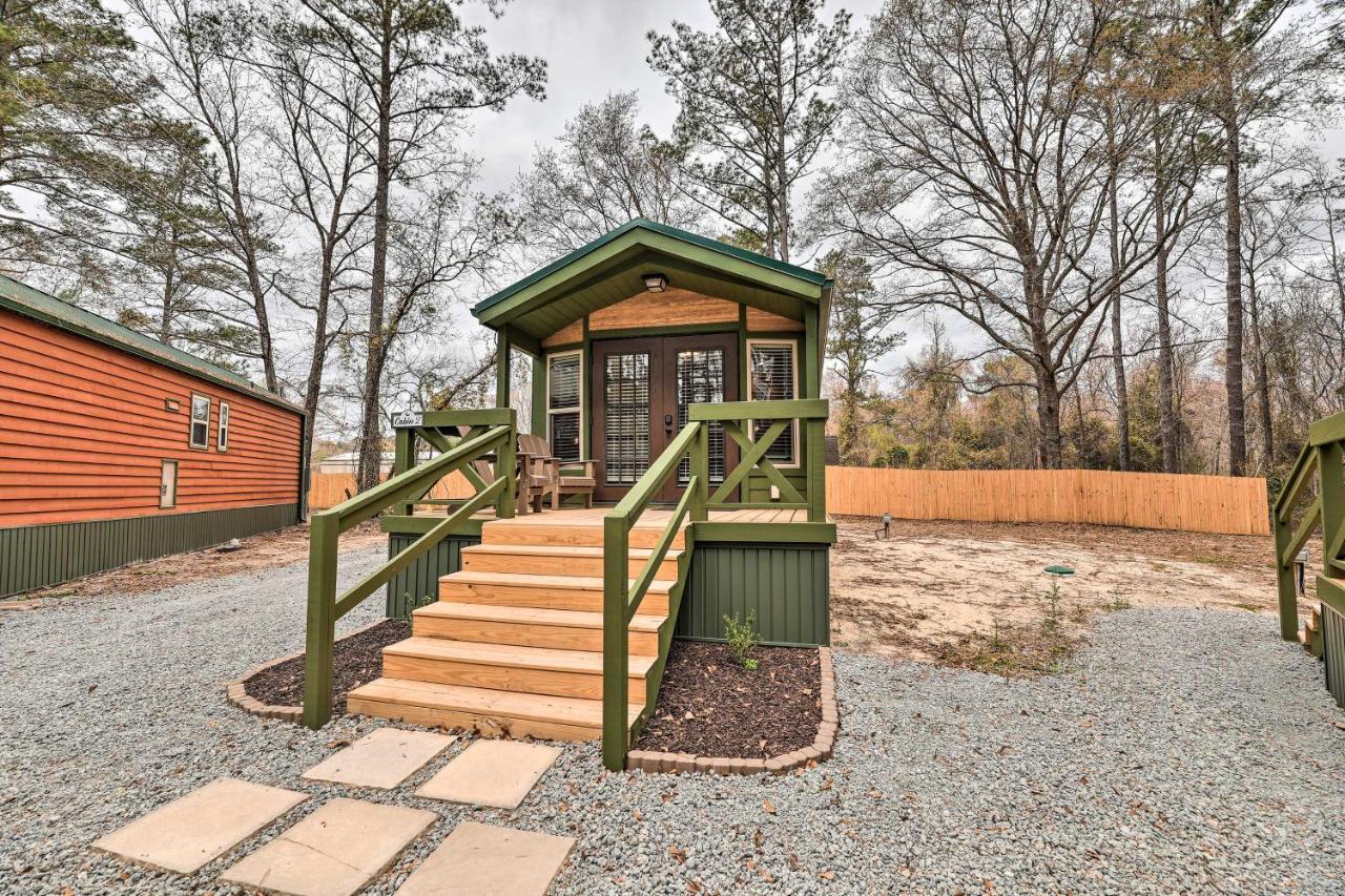 Beautiful New Bern Studio Cabin With Fire Pit! Kültér fotó